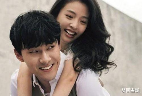 娱乐圈夫妇吃瓜视频,吃瓜视频揭秘幕后故事